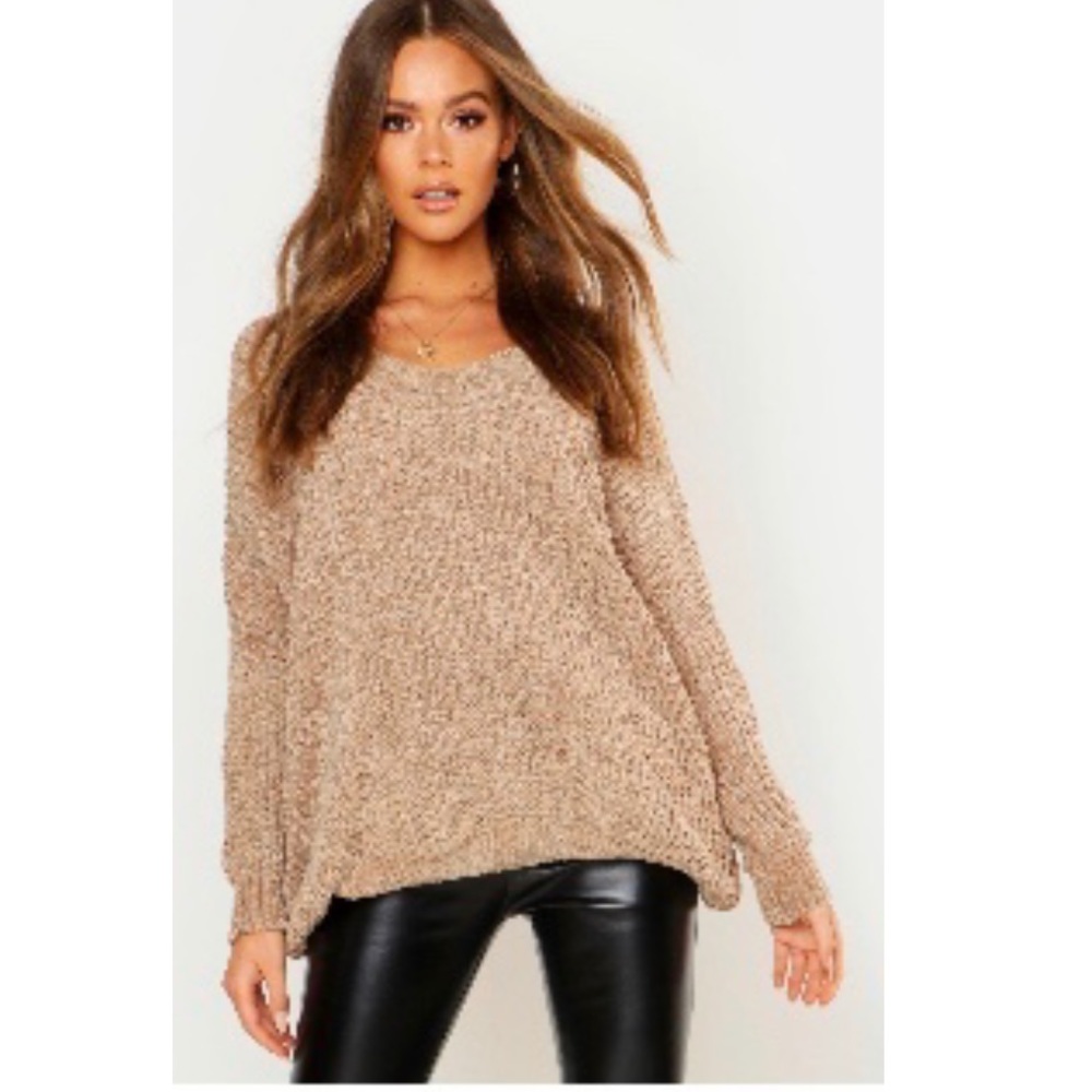 Very Oversized slouchy V-neck sweater💞